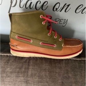 Sperry Boat Lite